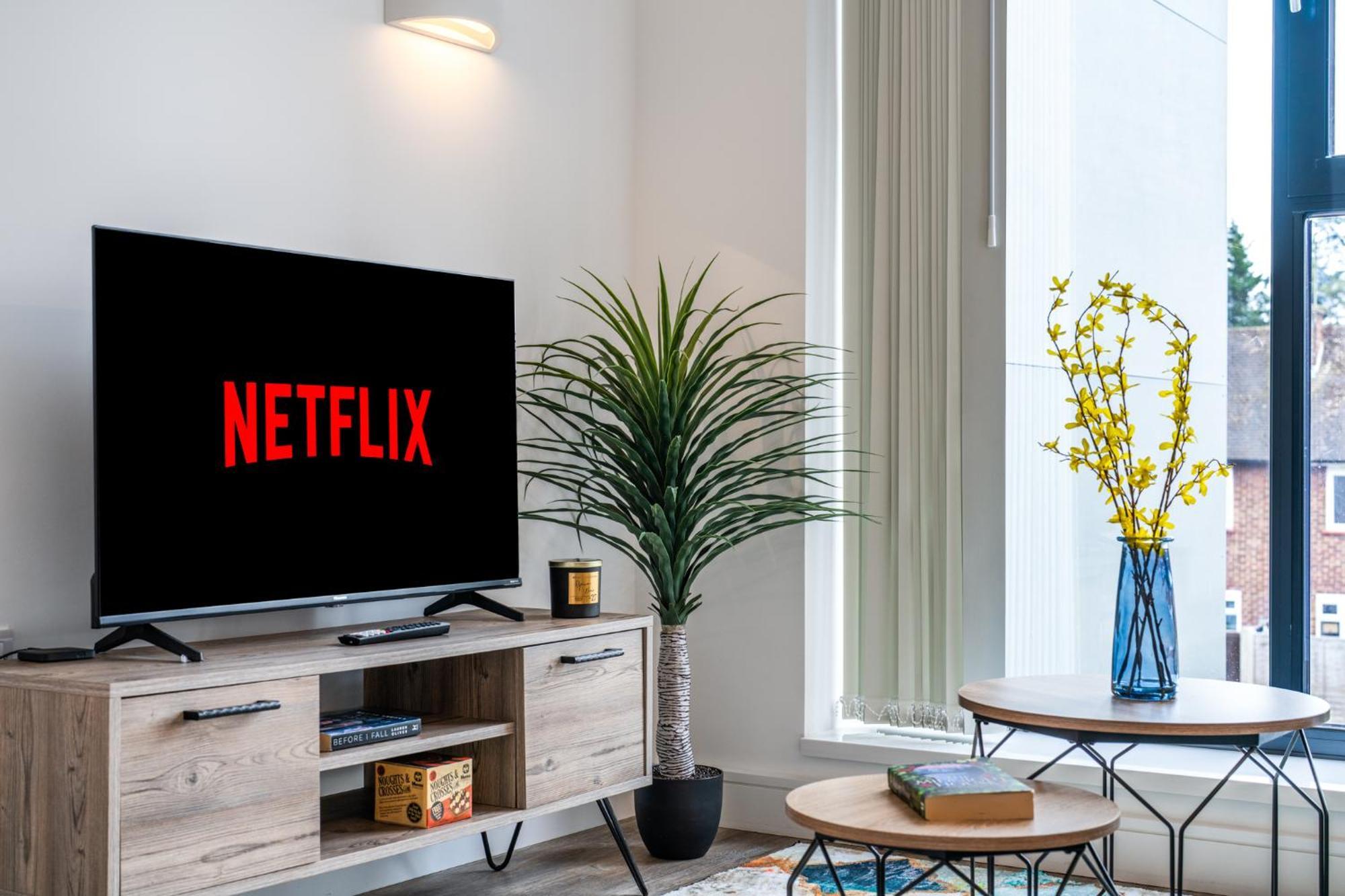 Potters Bar - Free Parking - Private Bathroom - Netflix - 4 Mins Walk To Station - 20 Mins Direct Trains To London Exteriör bild
